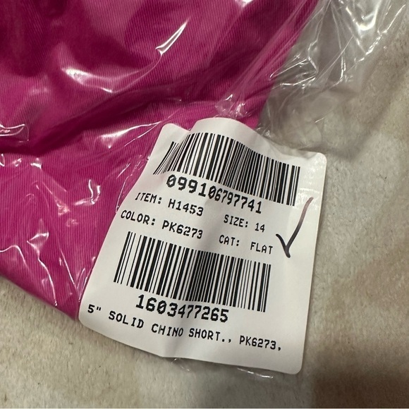 J crew classic chino shorts 5” soft azalea pink - Picture 3 of 3